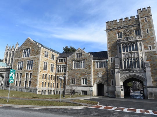 Vassar Dutchess Community Students Can Take Classes At Both Schools