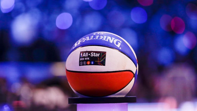 The NBA players from each conference with the highest total of fan votes will serve as the captains for this season's All-Star Game.