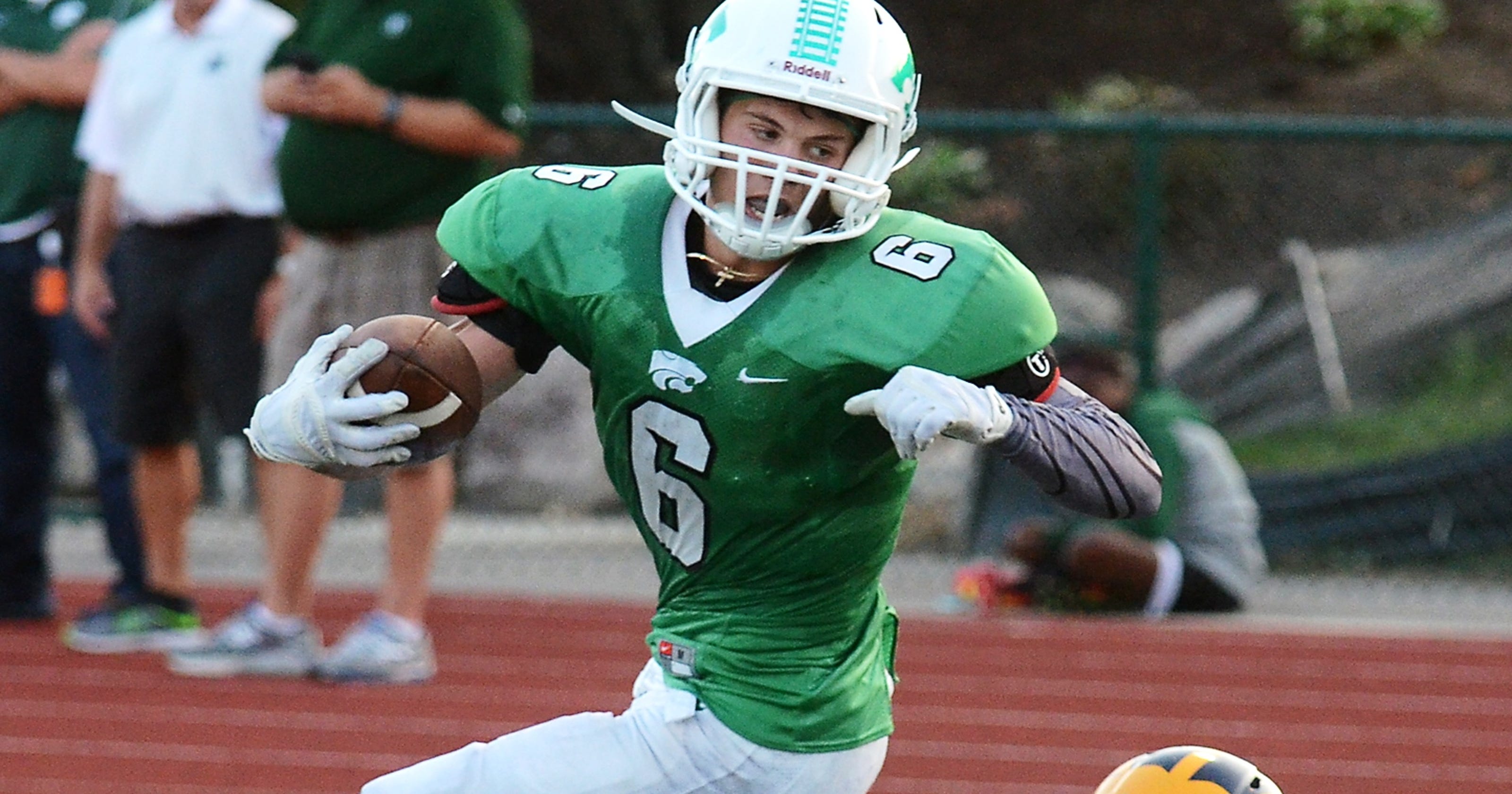 Novi off to torrid football start
