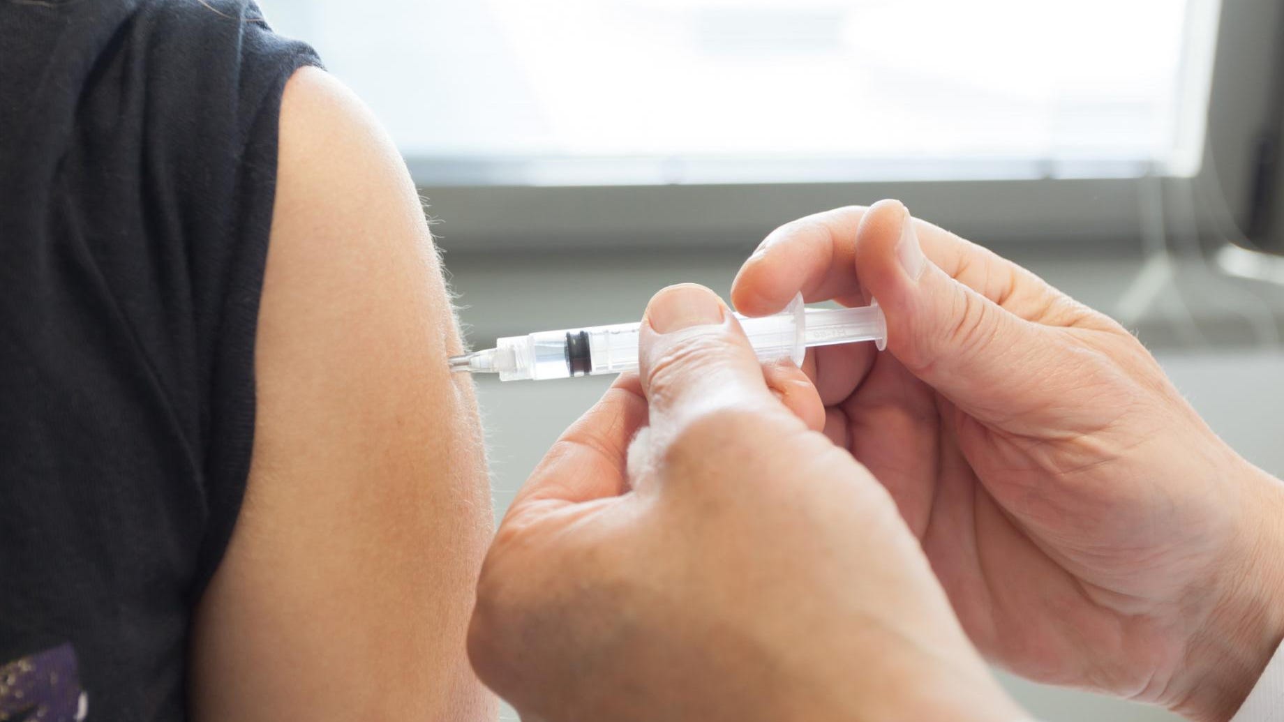 Meningitis vaccine now required for NY students
