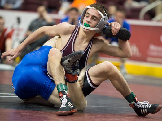 Stroudsburg's Cameron Enriquez is trying to escape