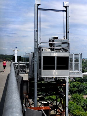 The Walkway Over the Hudson elevator is positioned along the main platform in this view looking east toward the City of Poughkeepsie.