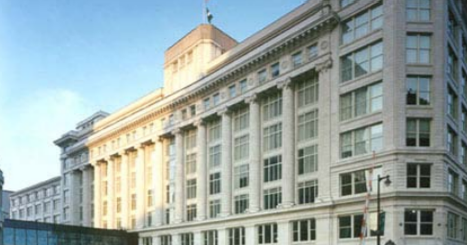 Milwaukee Grand Avenue mall buys more office/retail space, parking