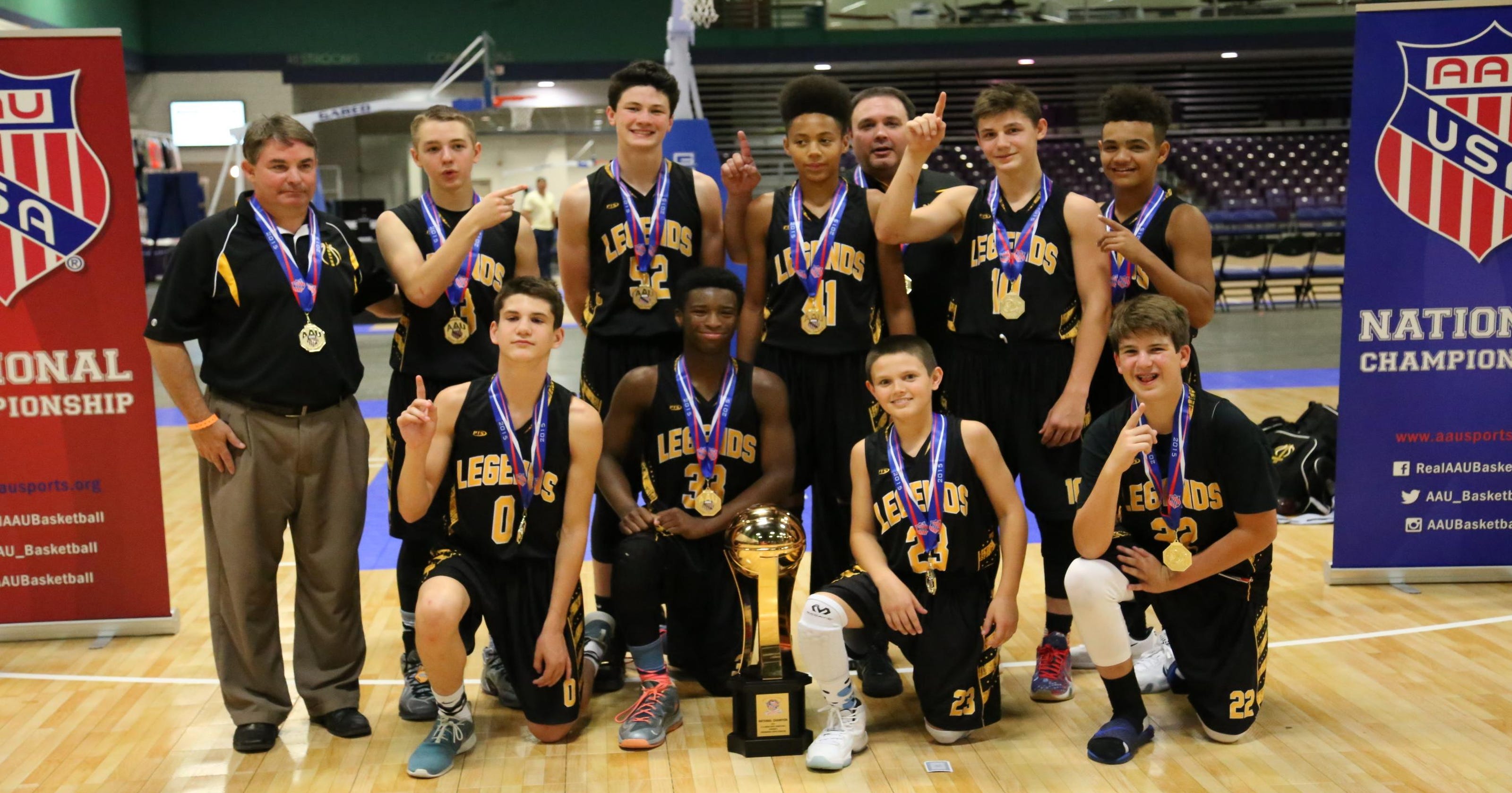 AAU hoops team legendary