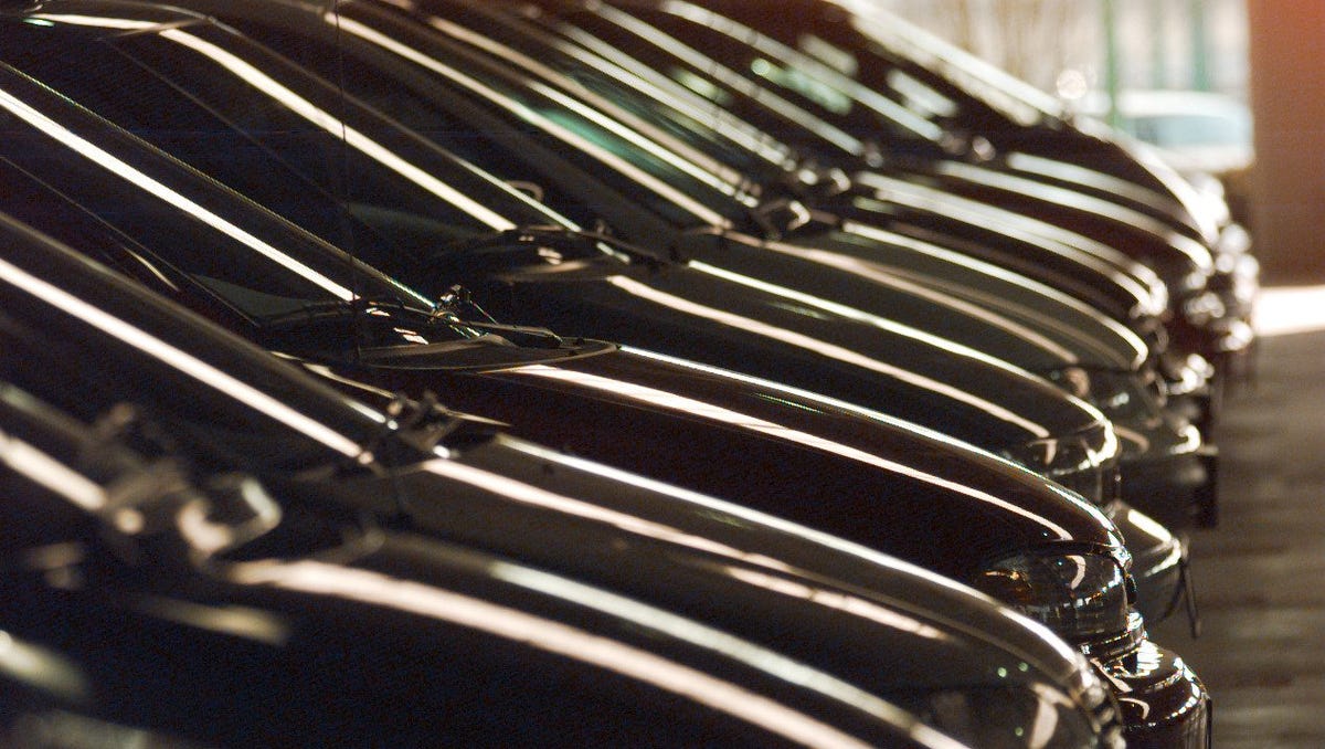 A Republican U.S. senator made statements in the White House on Dec. 3 that impacts car purchases and production. We've fact-checked them.