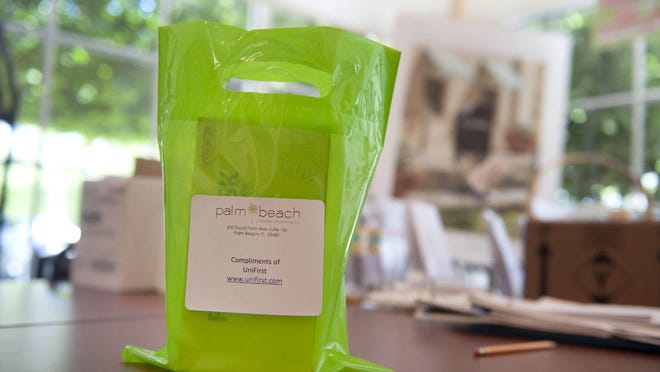 The Palm Beach Chamber of Commerce has stepped in to help control the spread of the coronavirus by distributing 5,000 face masks as well as bottles of hand sanitizer to affiliated businesses in town beginning in June.