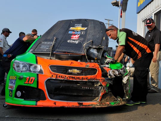 Danica: 'Record horrible day' with engine change, crash
