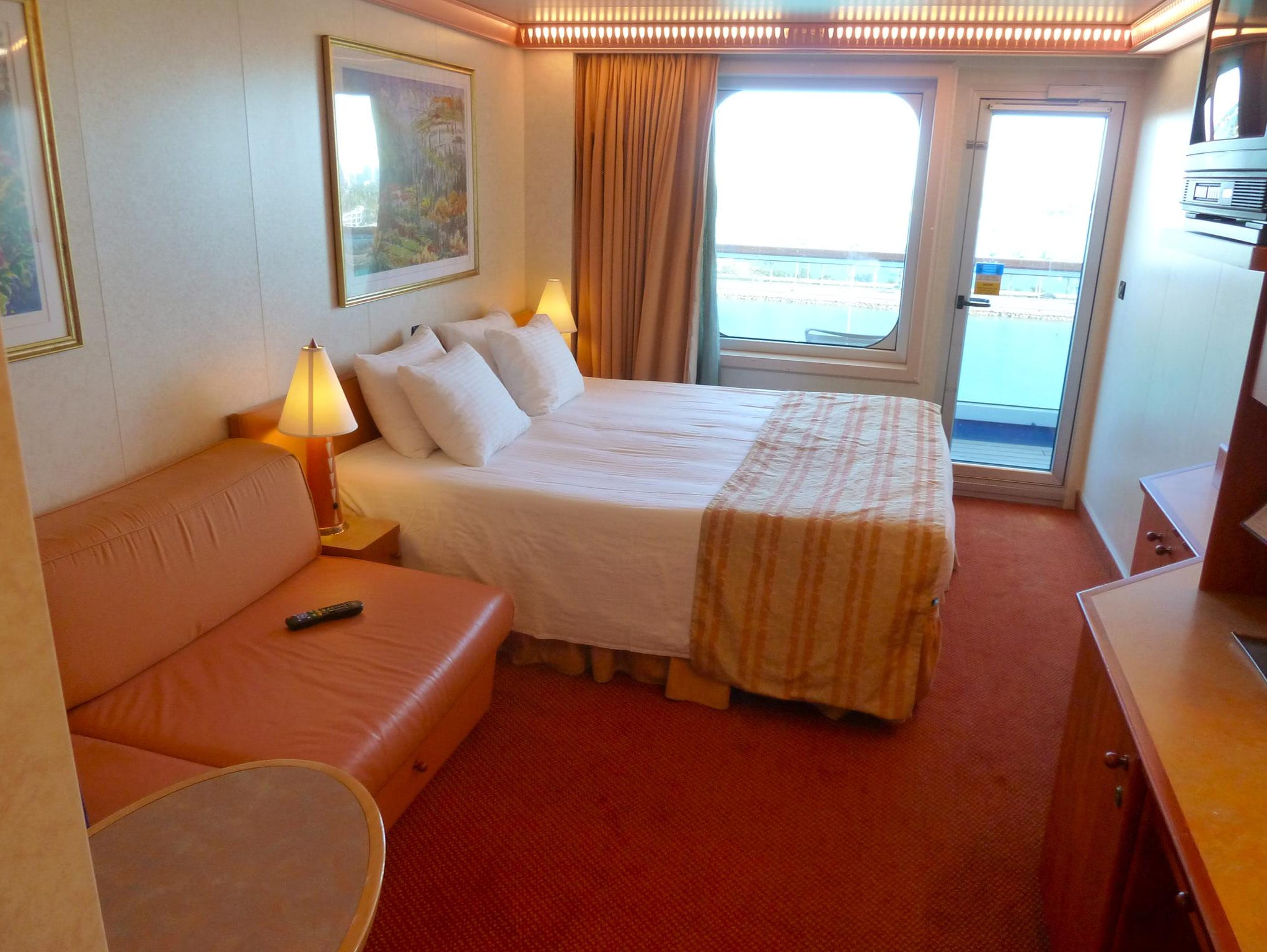Carnival to resume cruises out of Norfolk