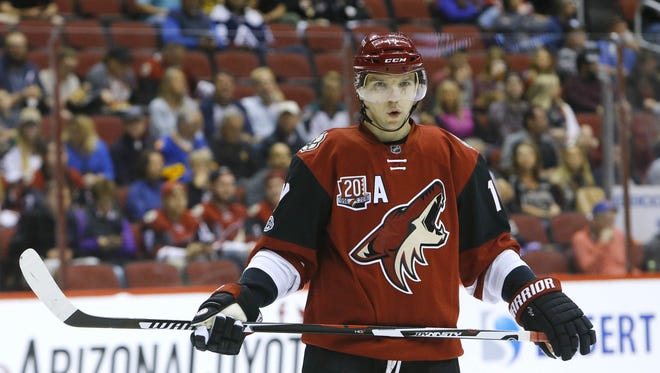 Arizona Coyotes right wing Radim Vrbata (17) during their NHL game against the Colorado Avalanche Monday, Mar. 13, 2017 in Glendale, Ariz.