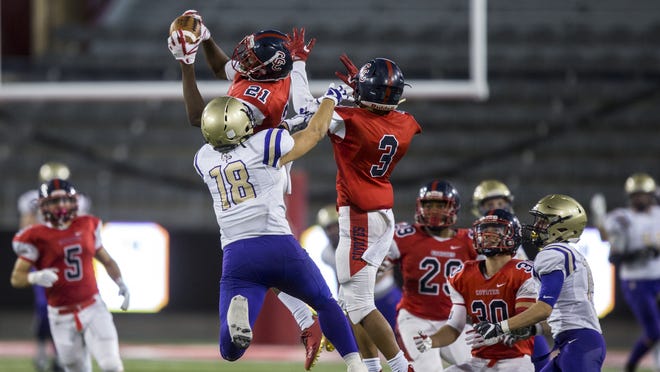 Notre Dame Prep Will Rely On More Than Its Two Jakes To Win 5a