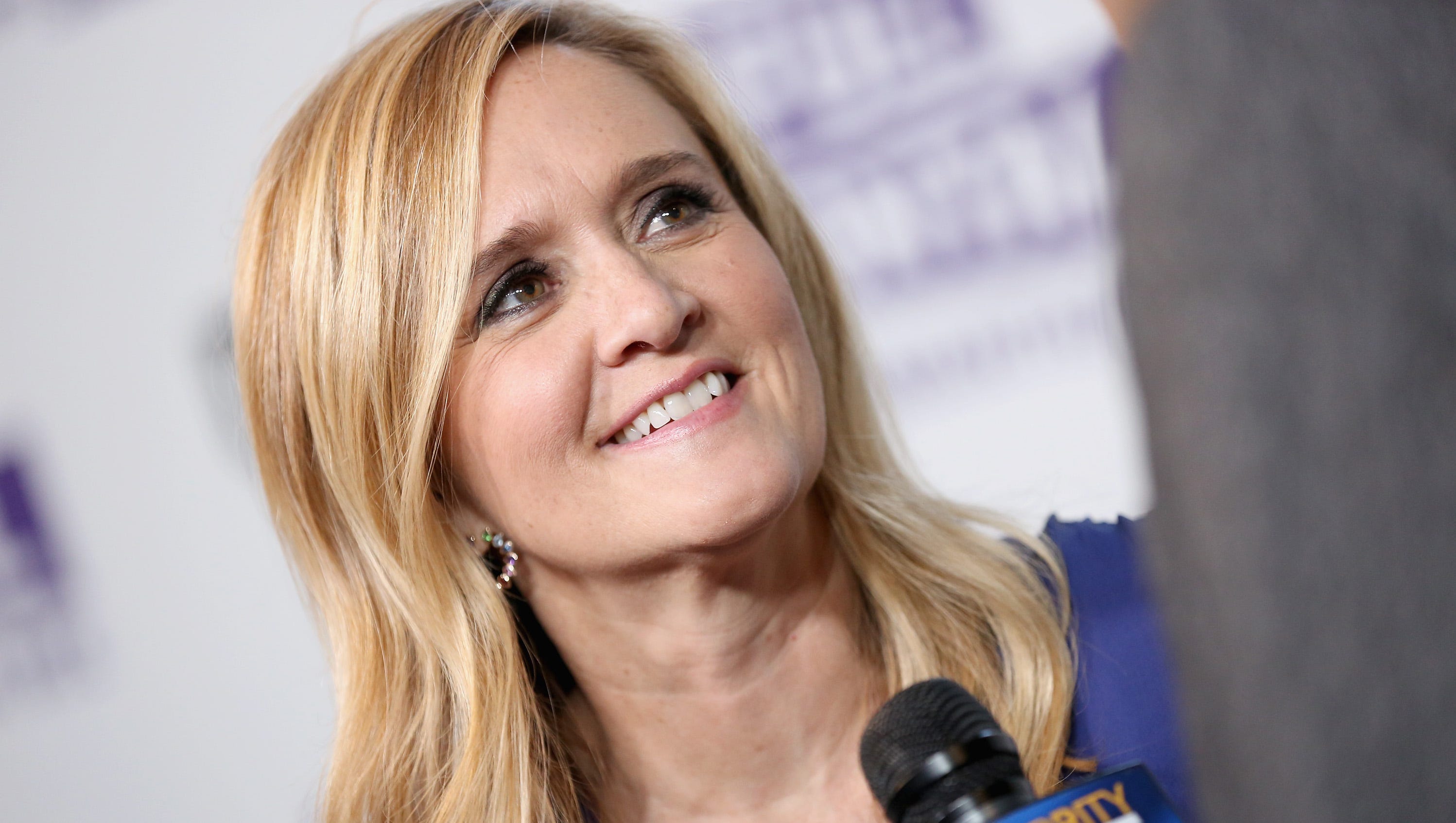 Samantha Bee Apologizes Trump Asks Why No Talent Host Isn T Fired