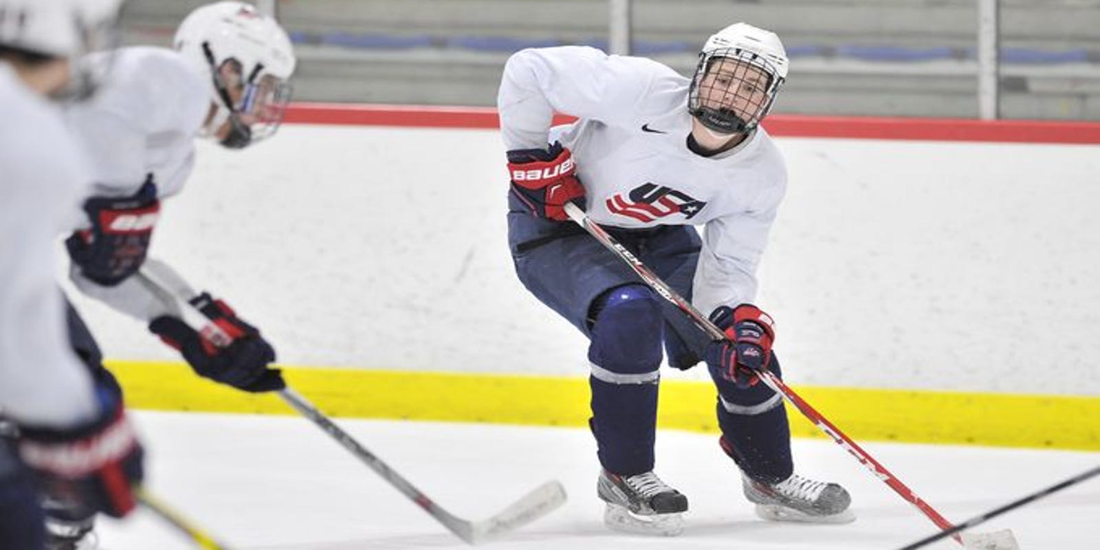 Teens Do A Man S Job To Fulfill Hockey Dreams