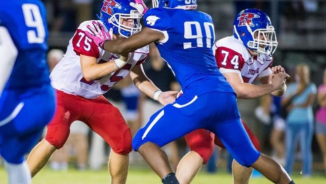 Woodmont defensive end Davonne Bowen (90), who had 14 sacks as a junior, has committed to the University of South Carolina.