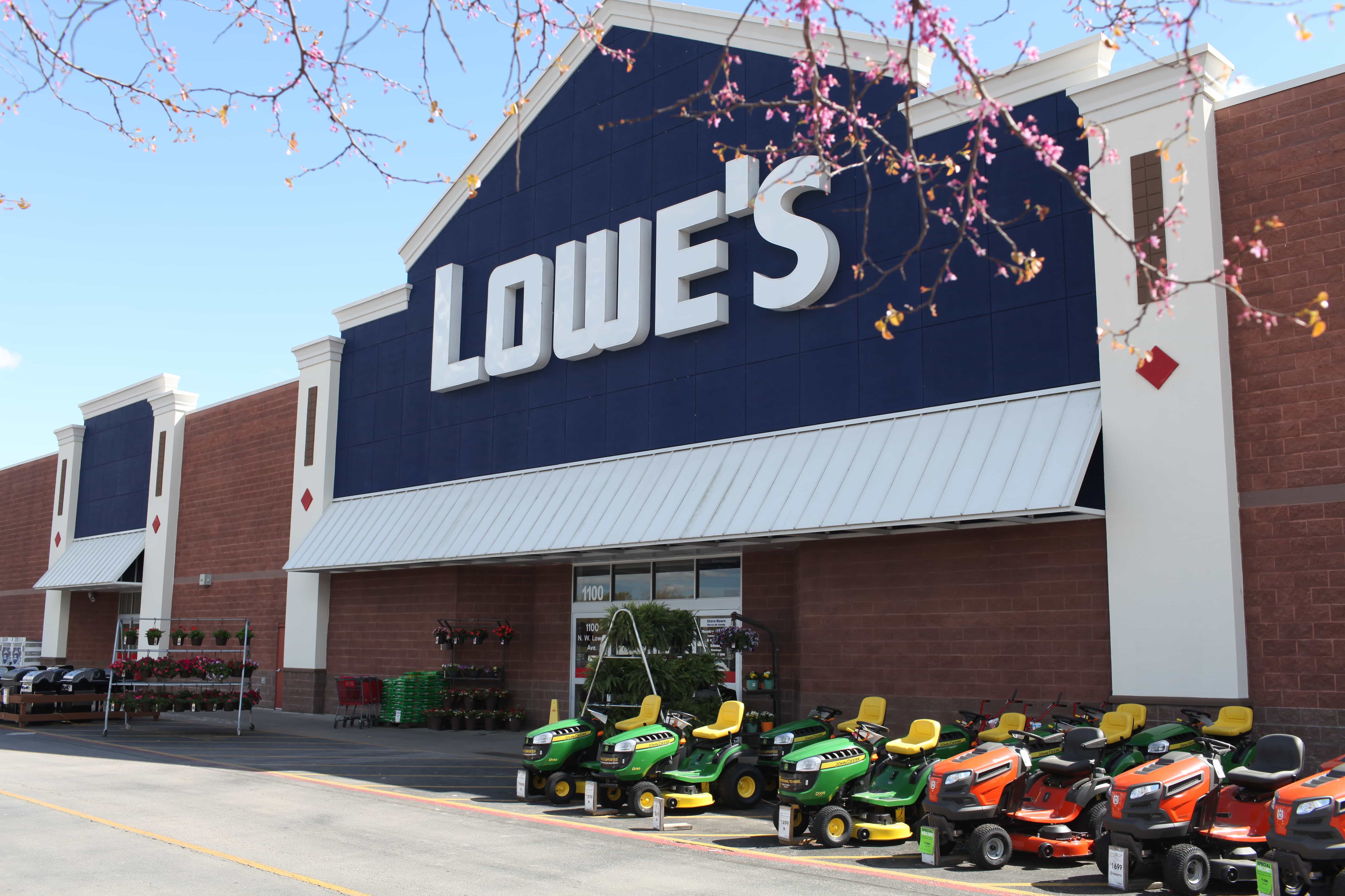 closest lowes to this location
