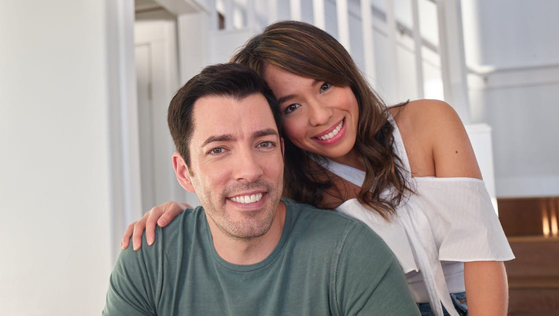 'Property Brothers' prep for Drew Scott's wedding with 'Honeymoon House'