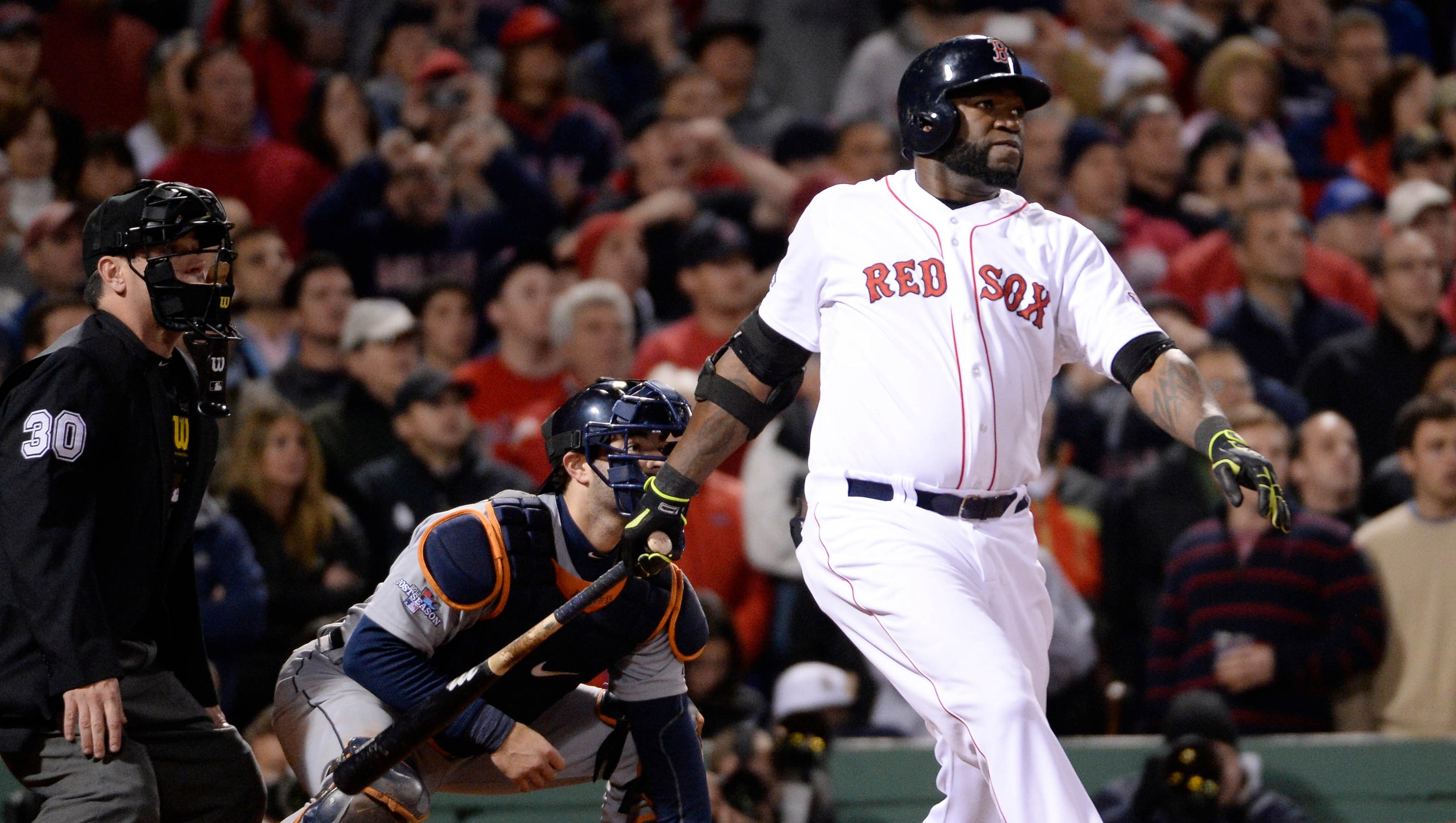 Big Papi's dramatic grand slam in 8th ties Game 2