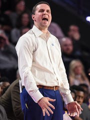 Marcase While Will Wade Hides Lsu S Smart Stands Tall