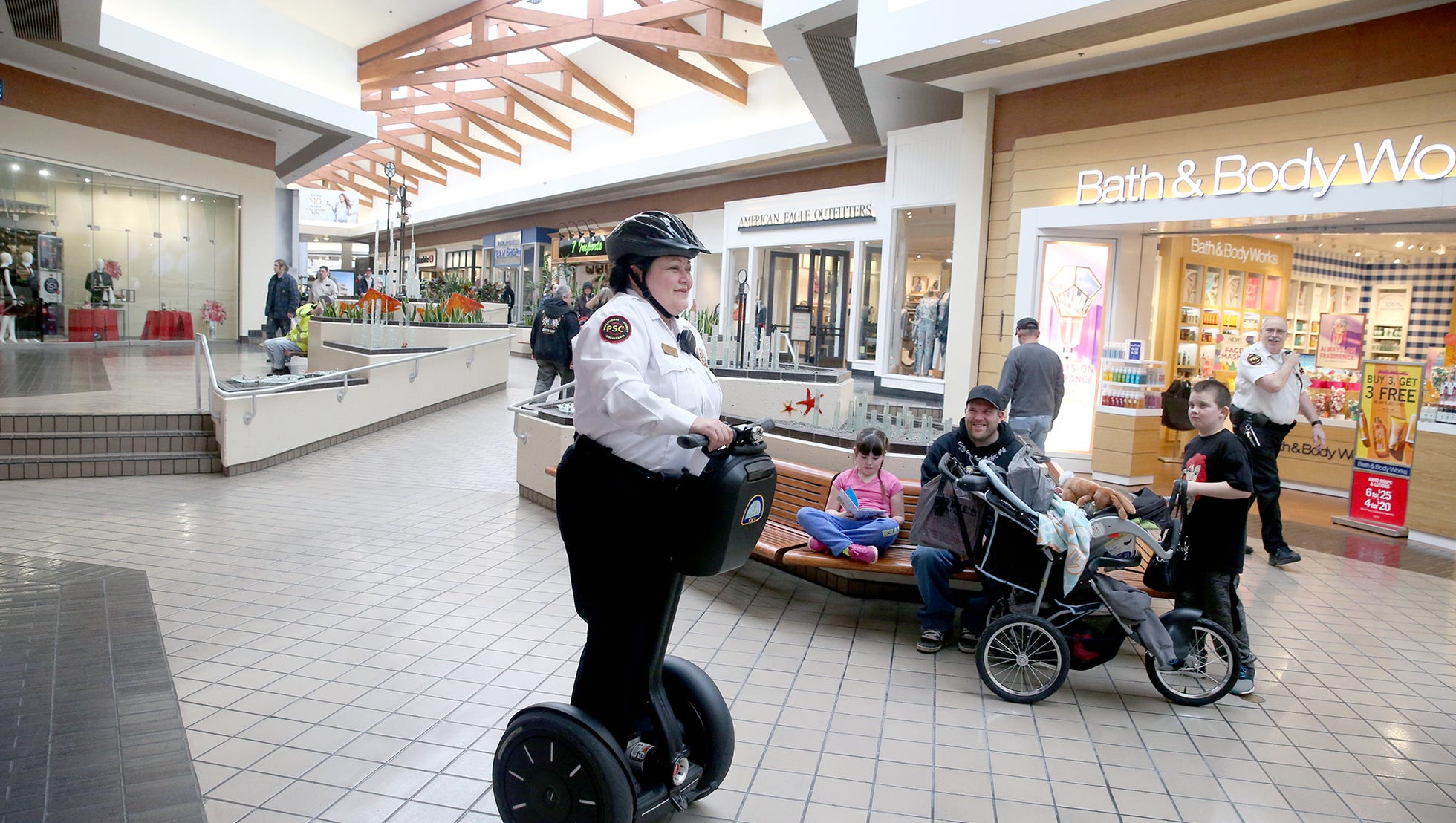Kitsap Mall in Silverdale scheduled for foreclosure auction Kitsap Mall in Silverdale scheduled for foreclosure auction