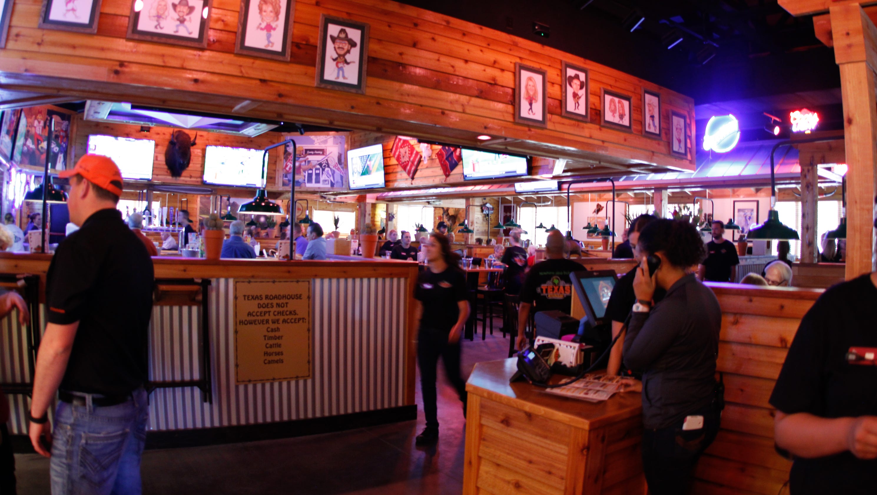 Texas Roadhouse, Kneaders among new businesses to open in ...