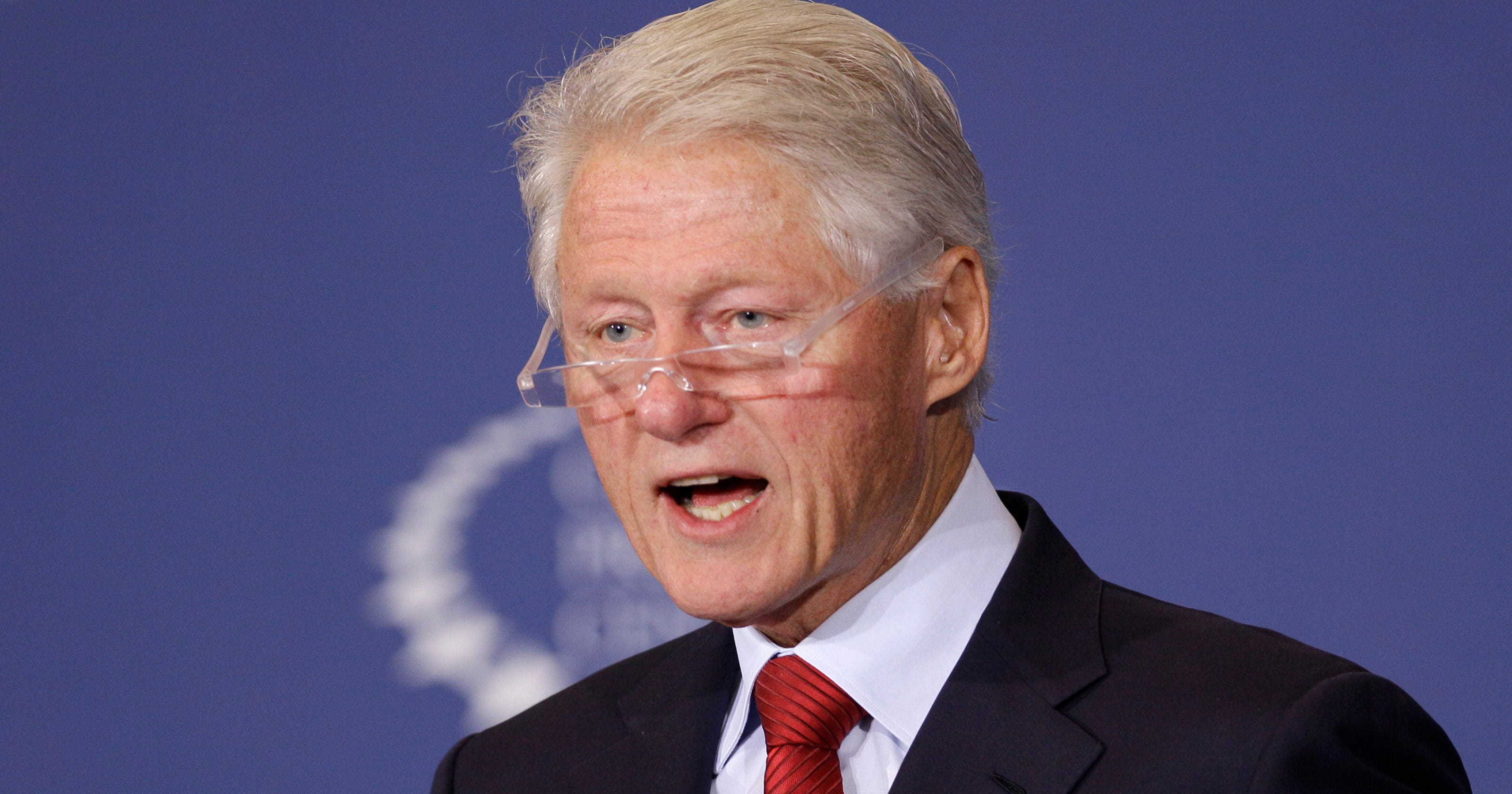 Bill Clinton urges unity for Obama's health care law