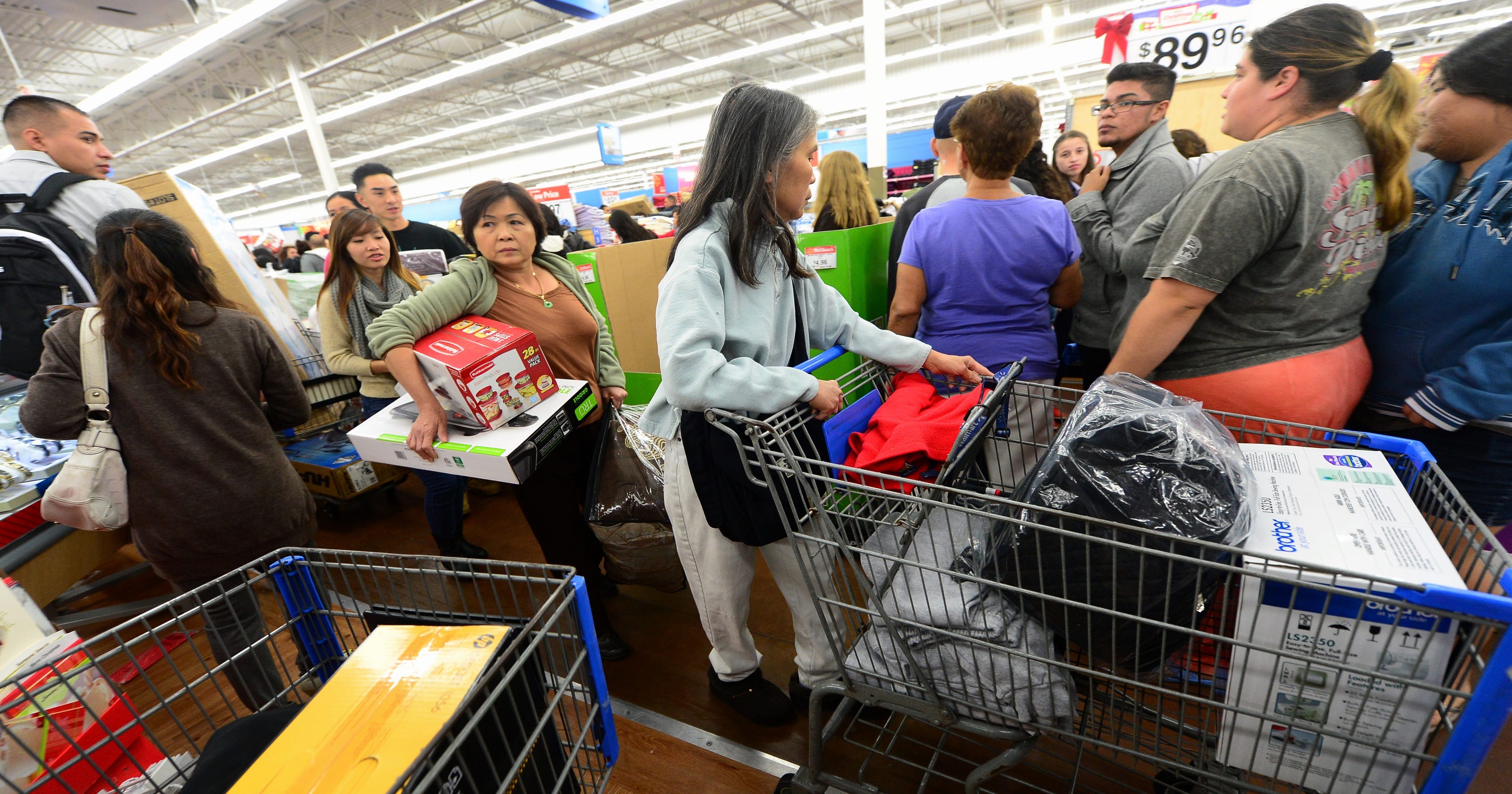 Walmart to launch Black Friday sales earlier
