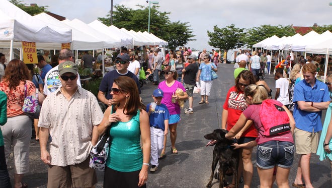 Clarksville's Downtown Market at One Public Square kicks off its 2016 season Saturday. The award-winning market features a wide variety of food, arts & crafts and other items.