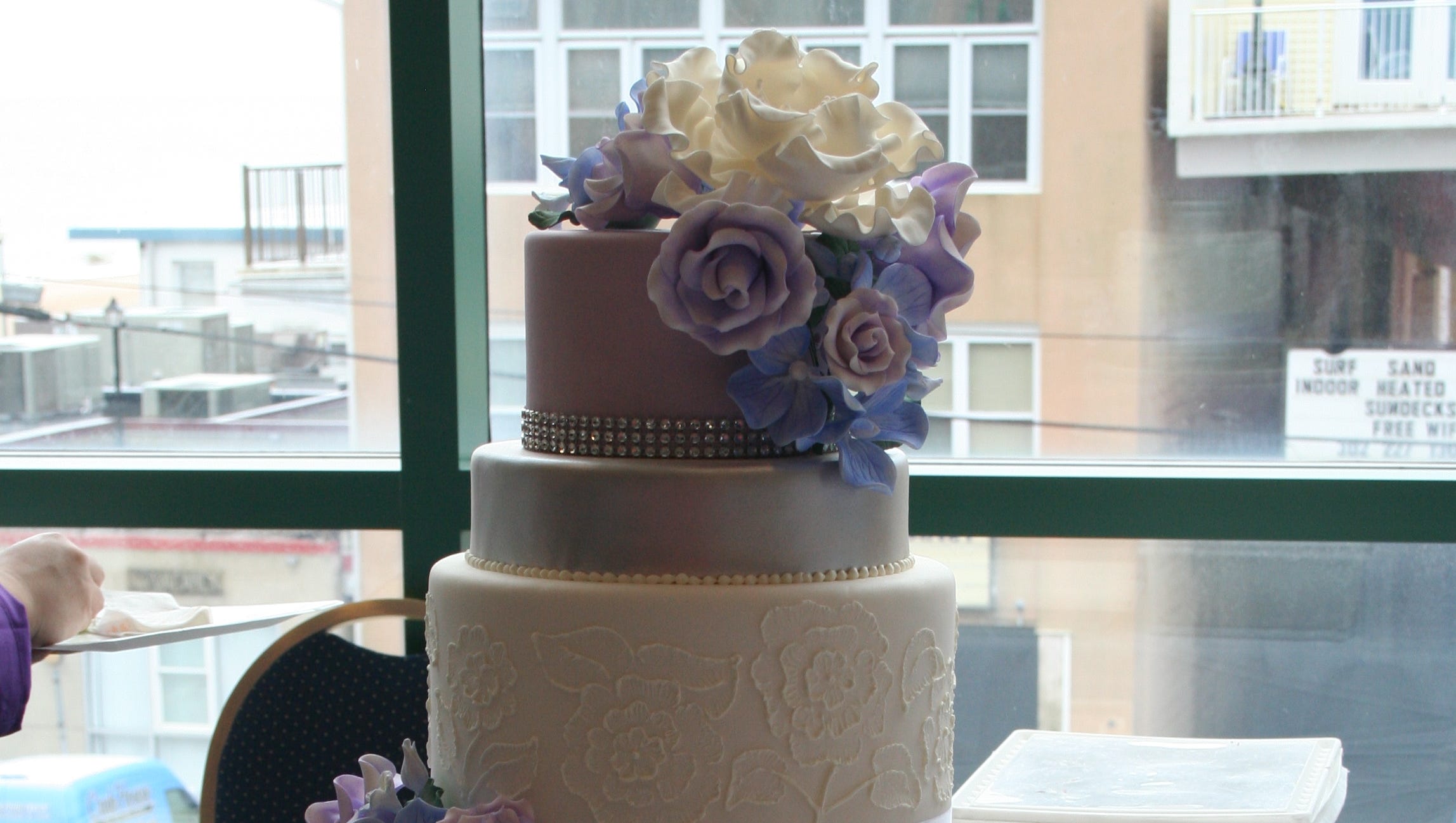 Chocoholics indulge at Rehoboth Beach chocolate fest