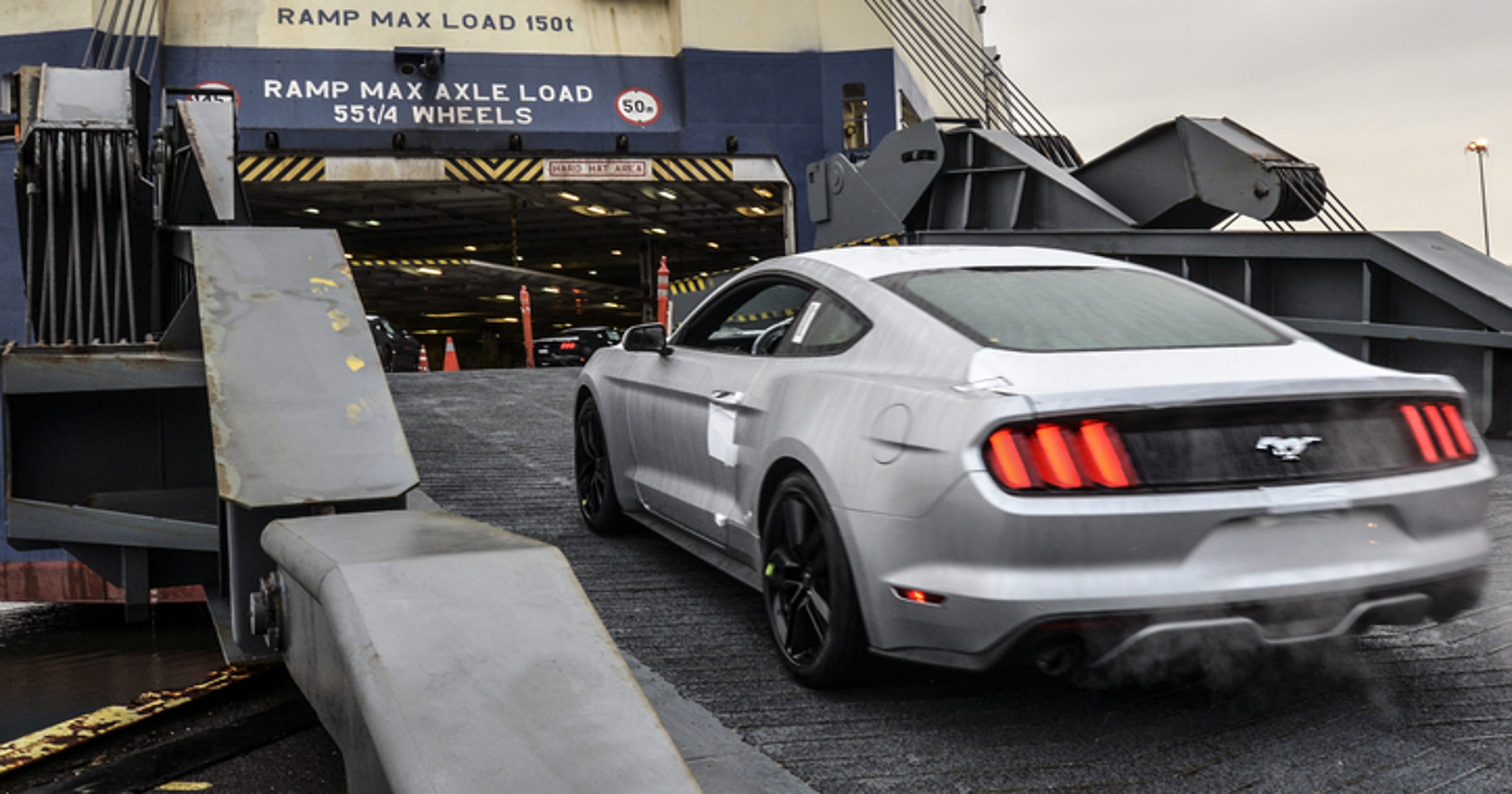 U.S. rings up car exports despite strong dollar