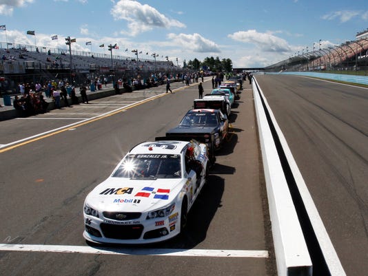 NASCAR may overhaul Sprint Cup qualifying in 2014