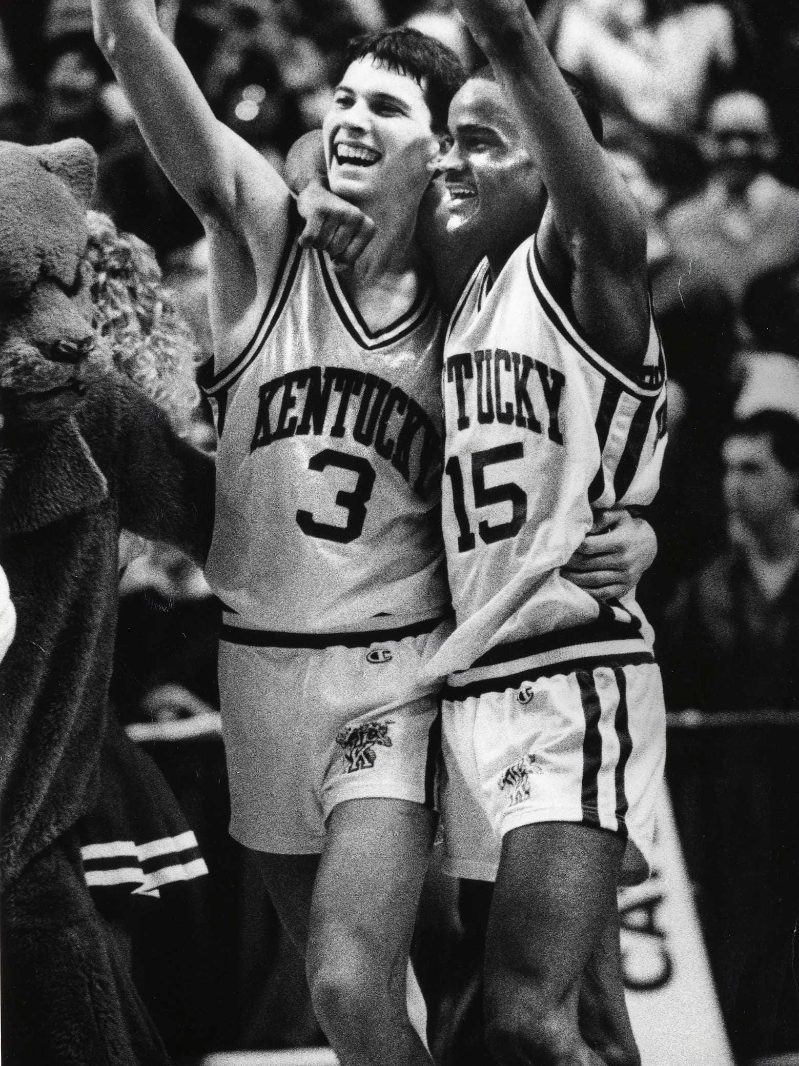 Uk Basketball Former Star Ed Davender Dead At 49