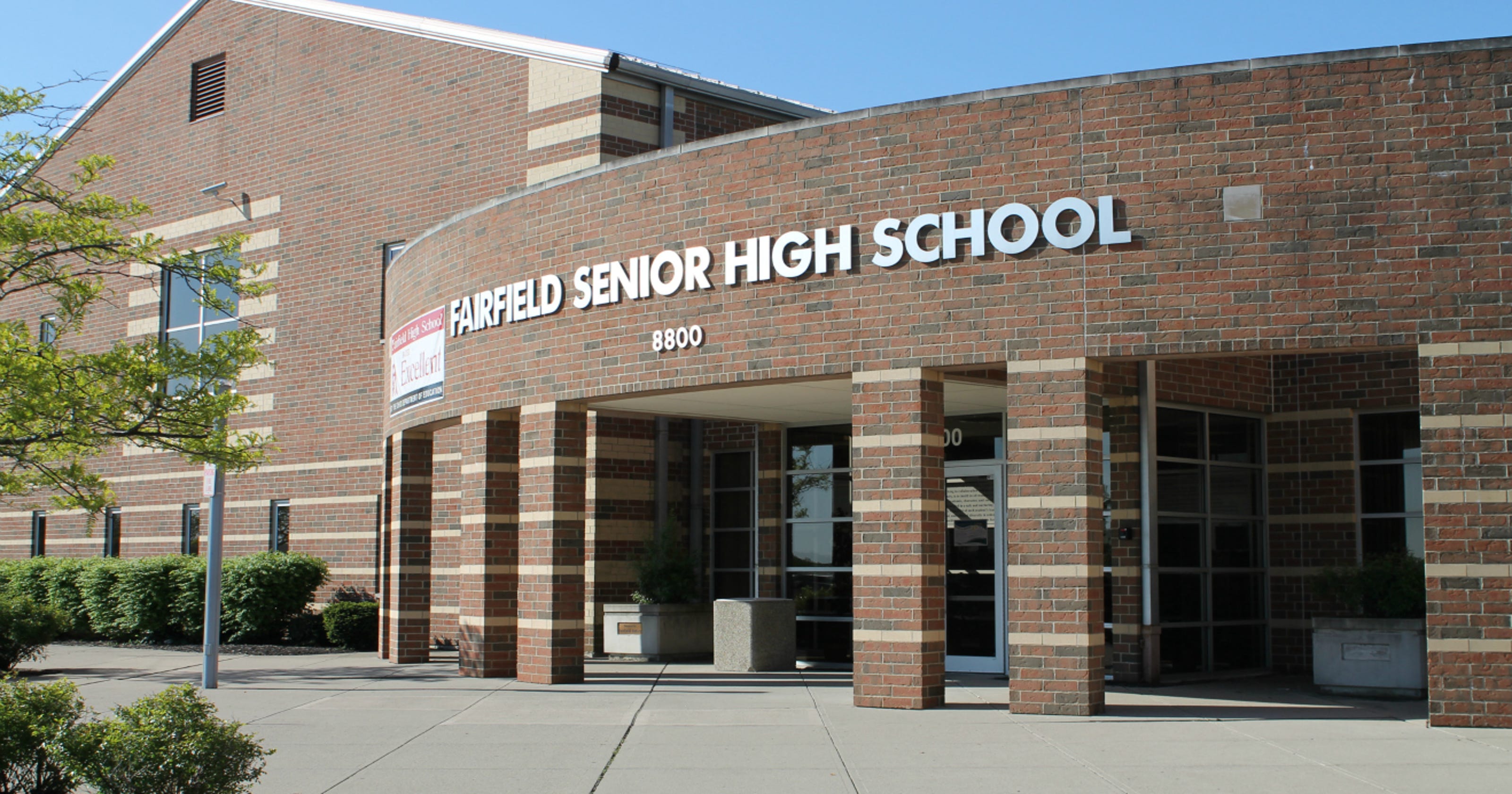 Fairfield High School lockdown lifted after trespassing incident