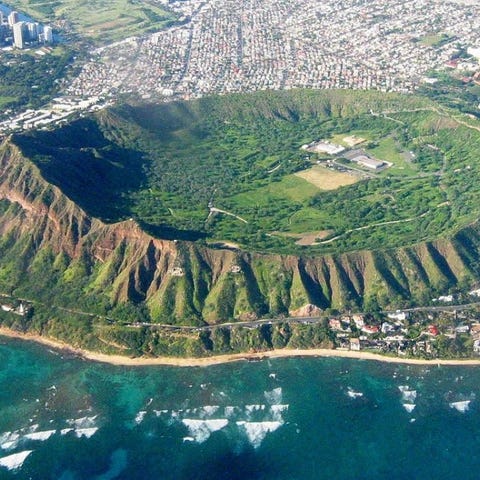 9. Hawaii     • Adults having difficulty making en
