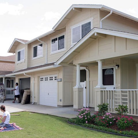 Hawaii: Hickam Housing     • Poverty rate:  1.8% (