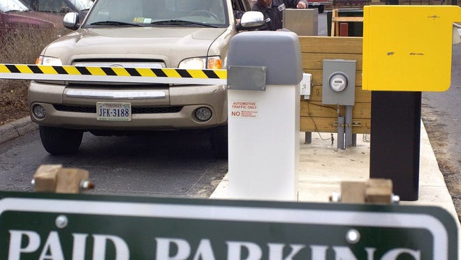 The City of Staunton will offer free parking for the holiday season in select lots.