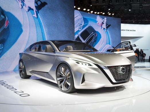 Nissan Vmotion Concept:
</div>The V-motion showed off futuristic