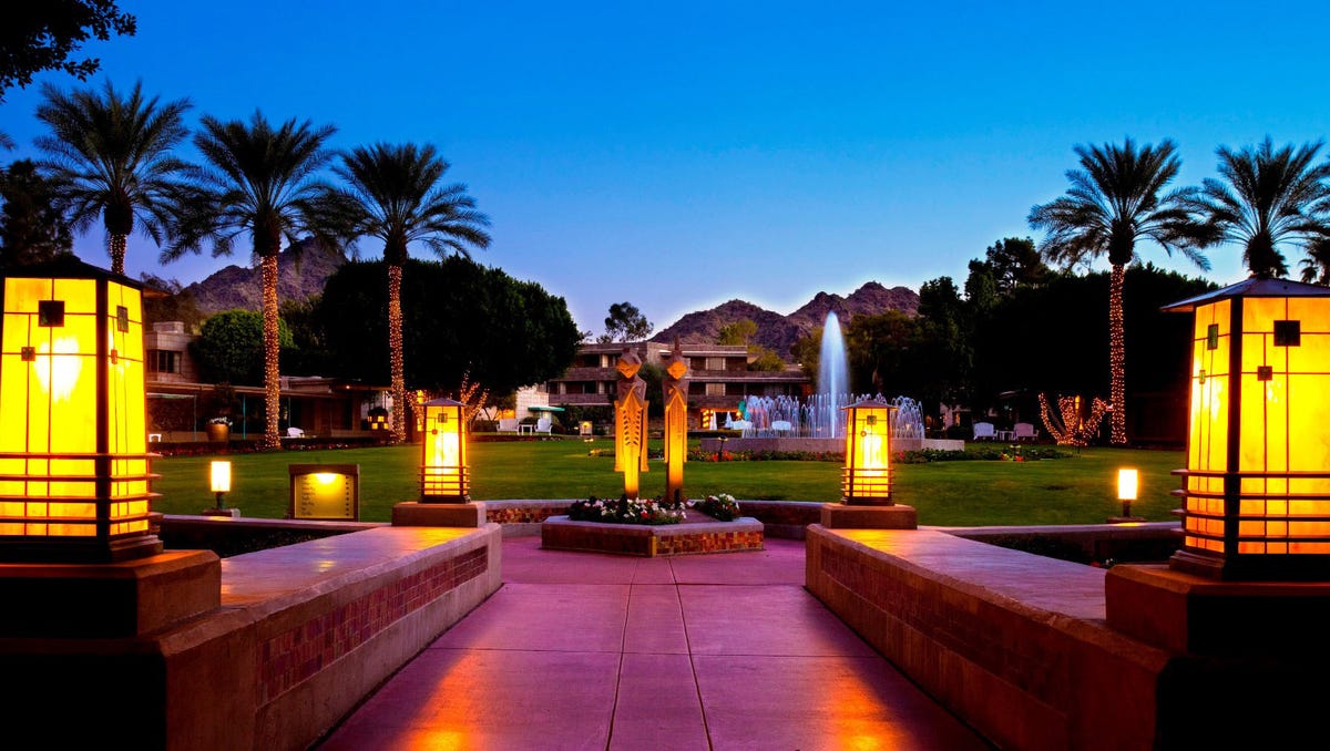 10 Of The Most Romantic Places In Metro Phoenix