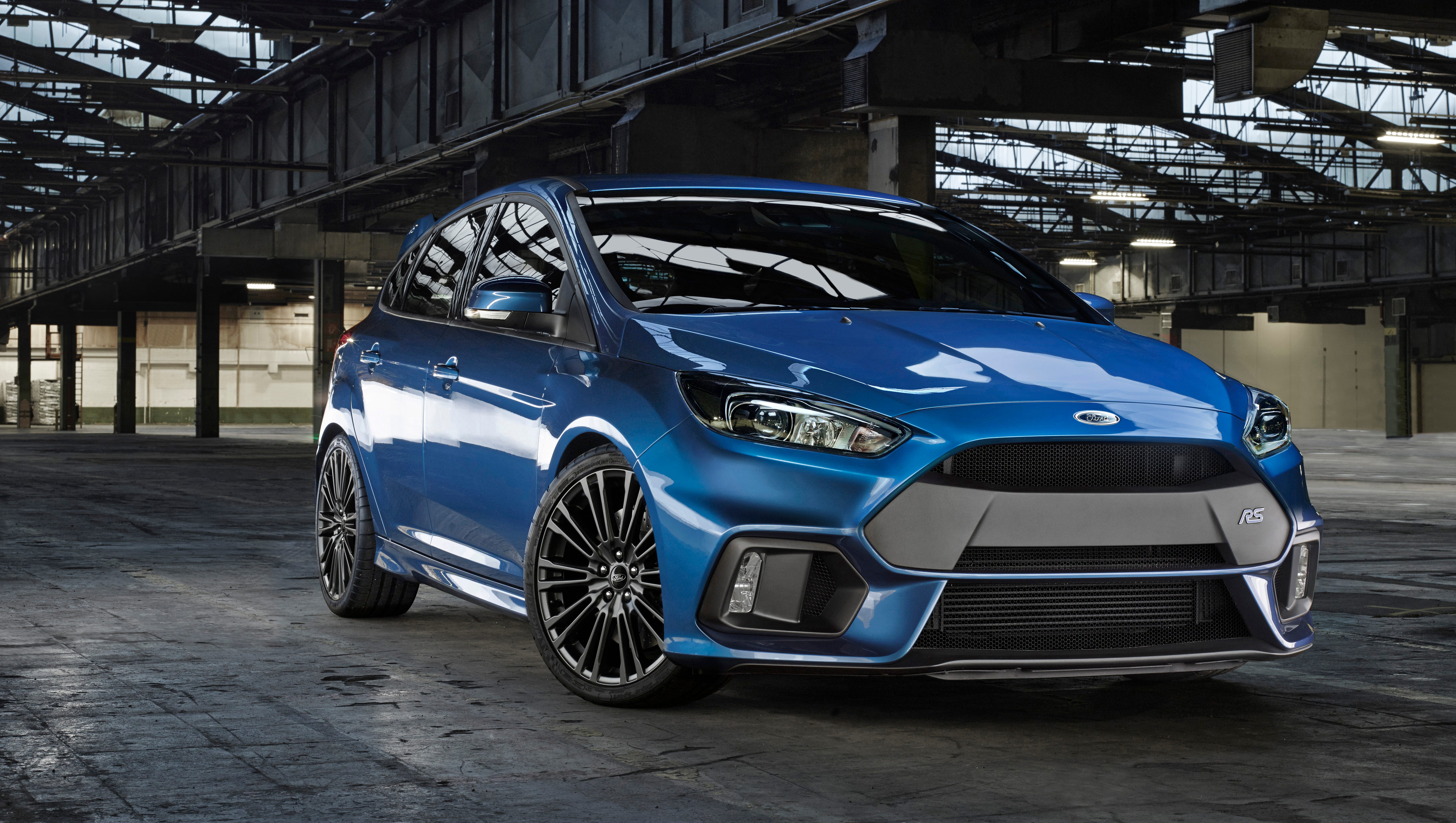 Modsatte kylling Et kors Ford reveals Focus RS hatchback – and it's coming to U.S.