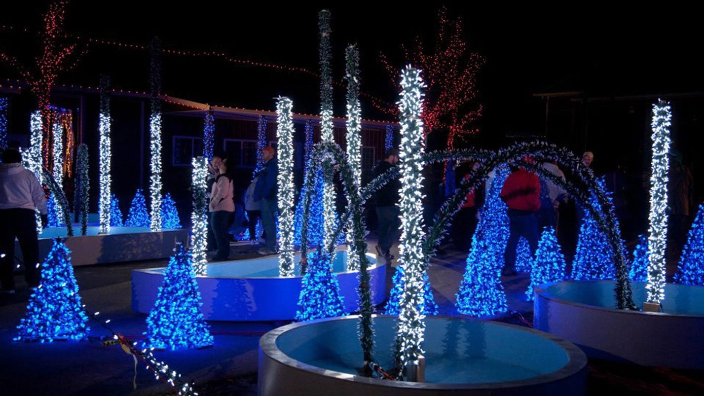 13 holiday lights displays around Wisconsin