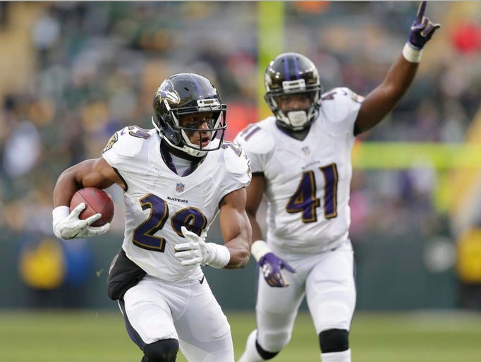Baltimore Ravens defensive back Marlon Humphrey (29)