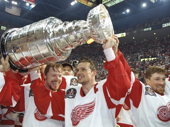 Steve Yzerman Would Ve Been A Long Life Without The Stanley Cup