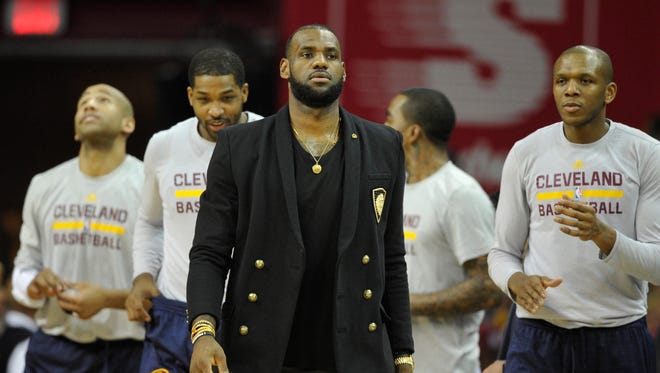 Unlike Wednesday, Cavaliers forward LeBron James will be in uniform for Game 1 against the Pistons Sunday.