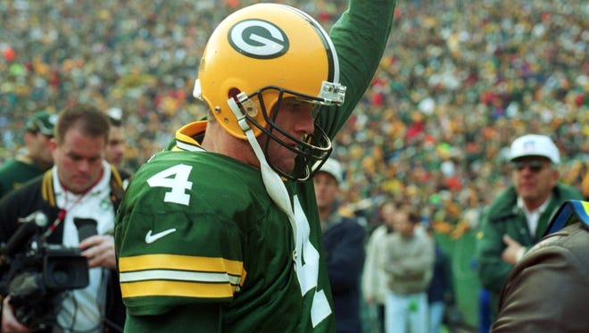Favre To Have No 4 Retired Join Packers Hall Of Fame