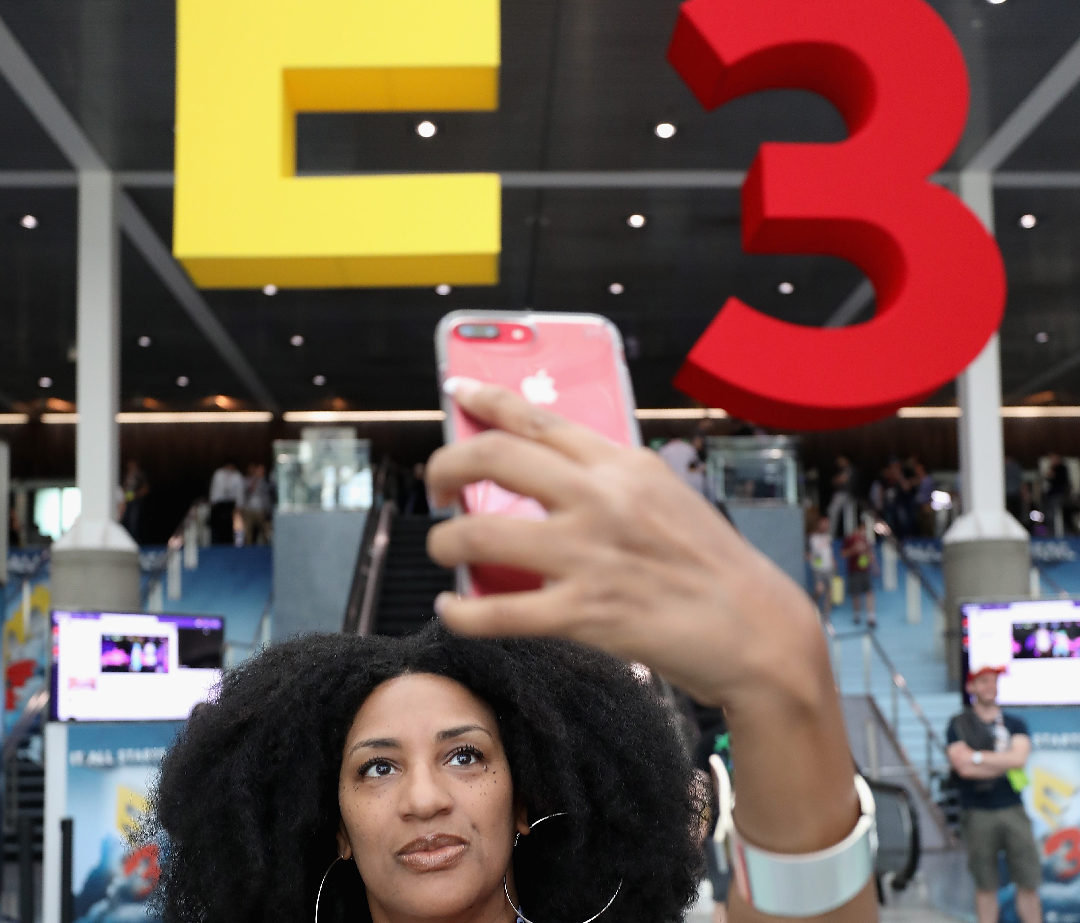 Maria Moore takes a selfie during the Electronic Entertainment Expo E3 at the Los Angeles Convention Center June 13, 2017 in Los Angeles, Calif.  The show runs June 13-15.