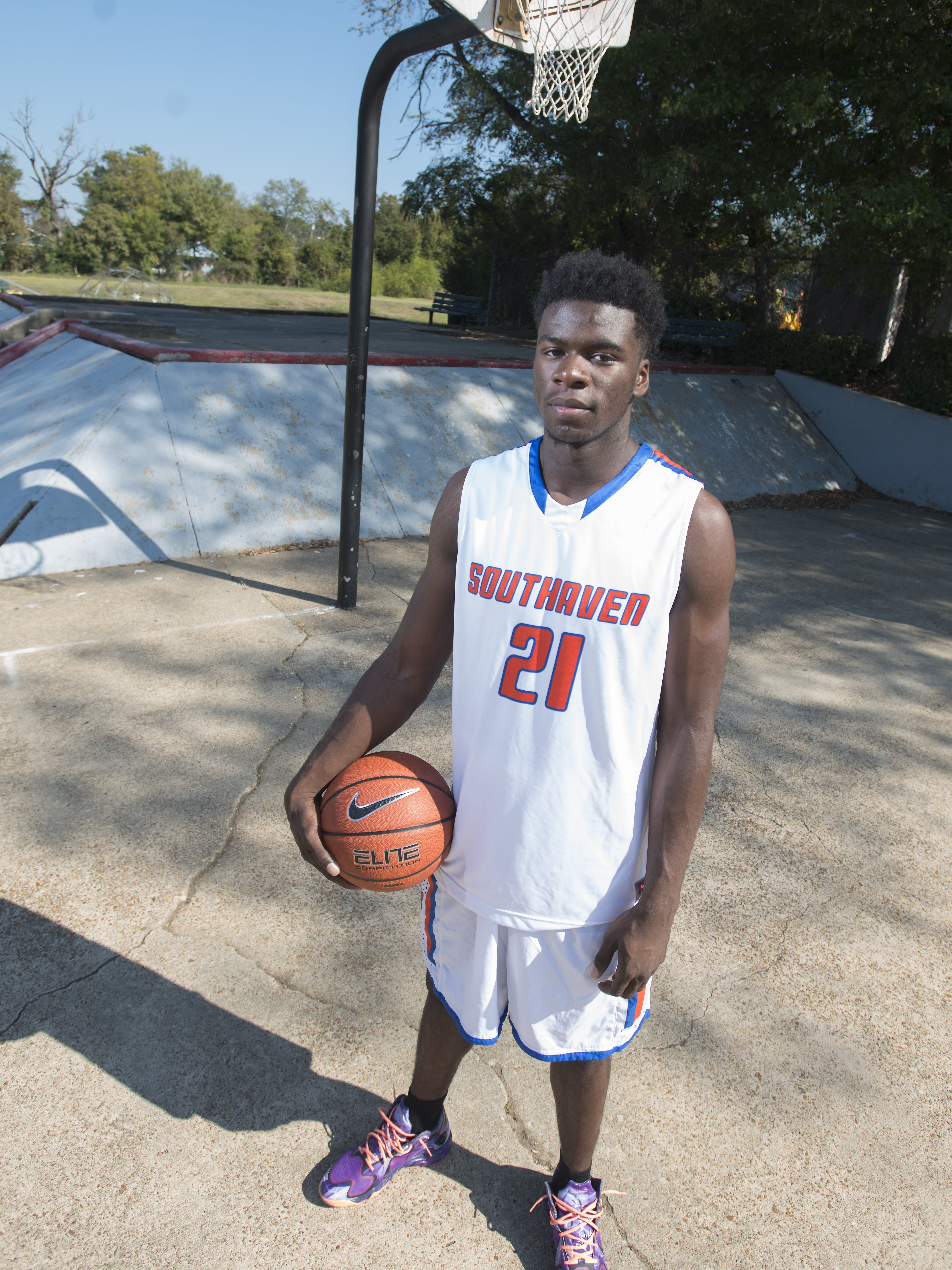 Ole Miss Goes For Length Athleticism In Early Signees