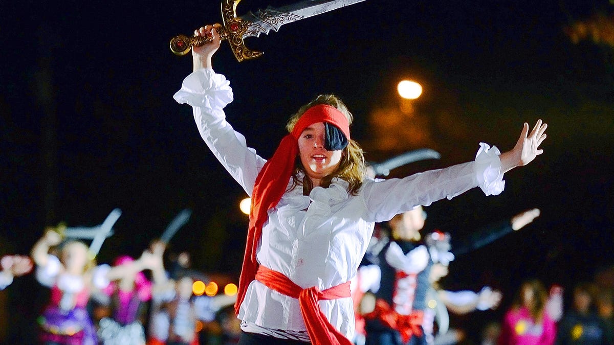 Mercersburg Halloween Parade 2025