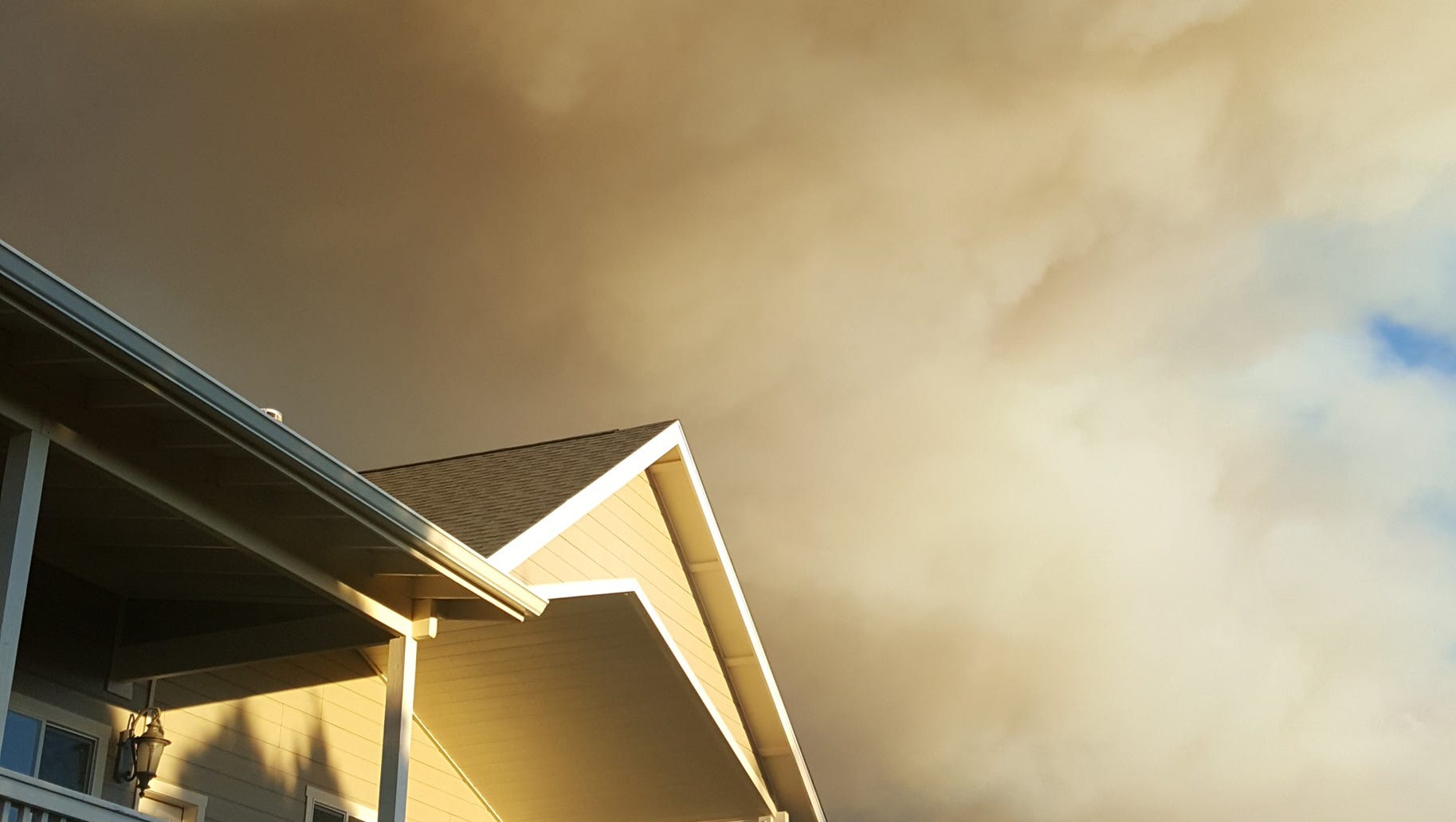 Wildfire outside Show Low grows to more than 3,000 acres; pre