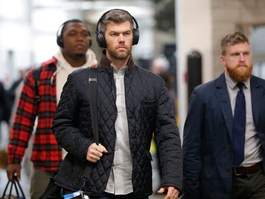 Green Bay Packers kicker Mason Crosby (2) arrives