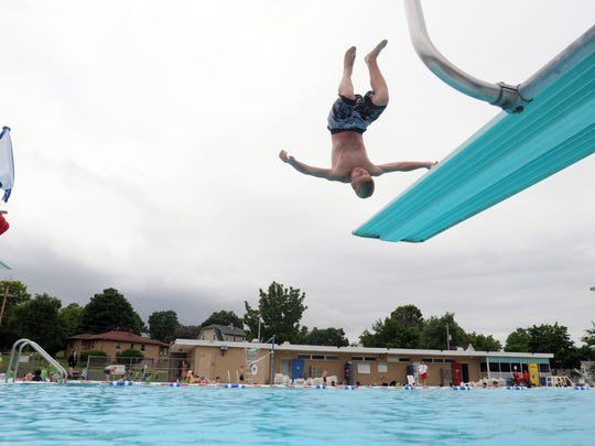 Waukesha Wants To Spend 7 9 Million On Buchner Pool Reconstruction