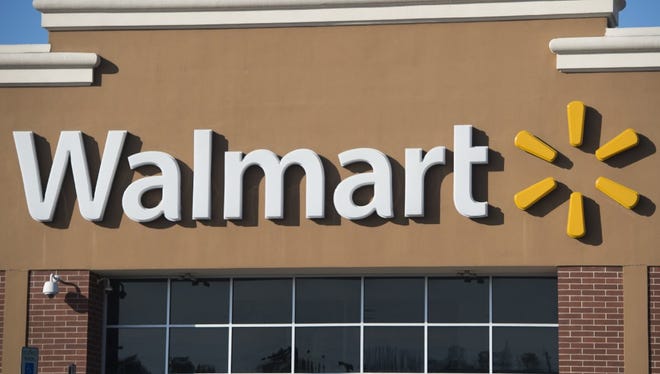 Workers at Milwaukee-area Walmart stores were among employees receiving fourth-quarter cash bonuses, the company said.