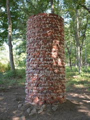 Alison McNulty's "Untitled (Hudson Valley Ghost Column